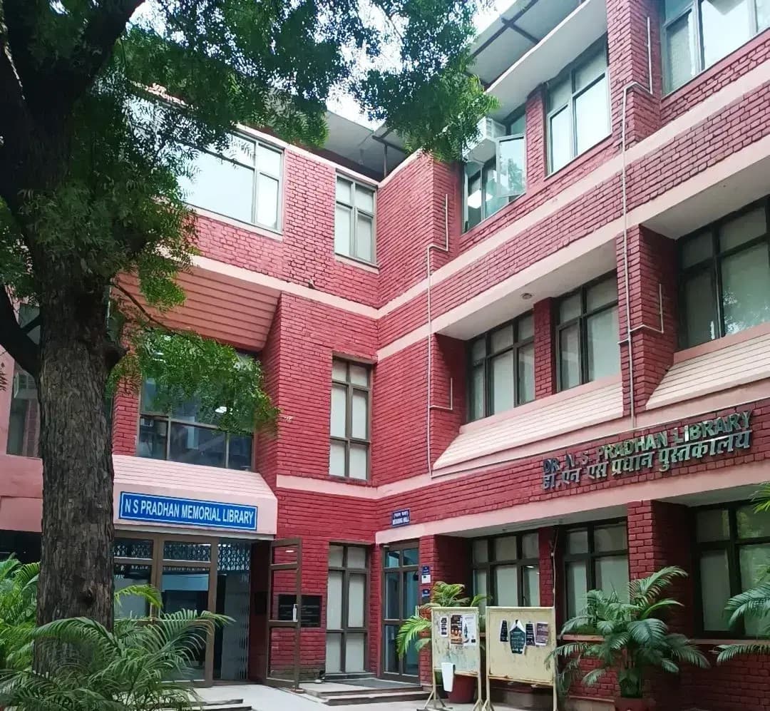 Kirori Mal College Academic Building photo 12